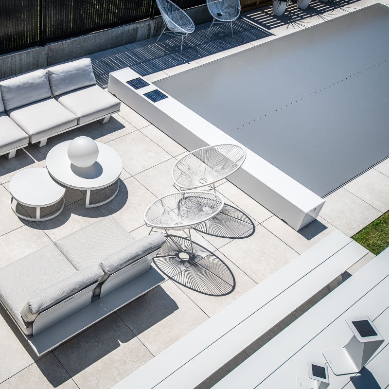 White and grey Coverseal in a modern residential setting - Cover Dream
