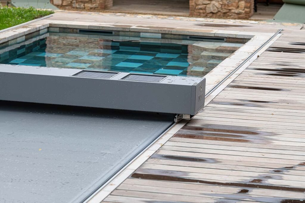 Secure your pool: more stable pH indicators, reducing the need for chemical treatments with Coverseal pool covers.