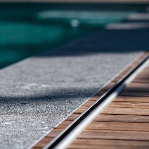detail of the railing system -Coverseal pool cover