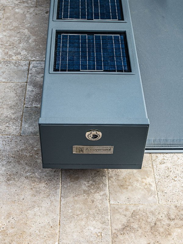 Details of the Coverseal pool cover solar powered mechanism - Cover Dream USA