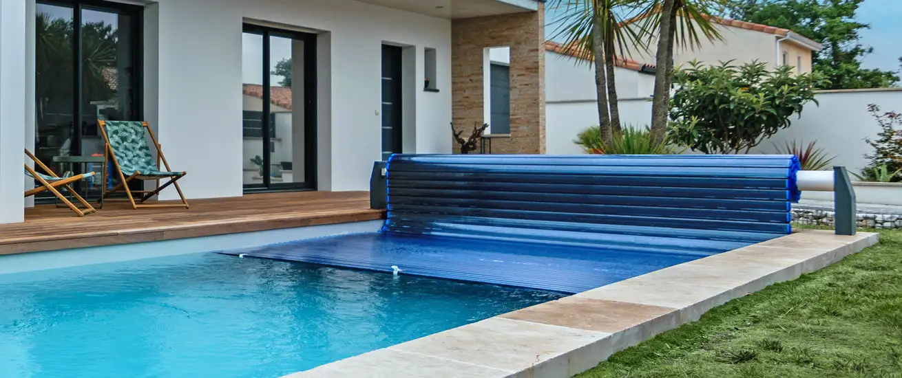 S-ROLL slatted automatic pool cover