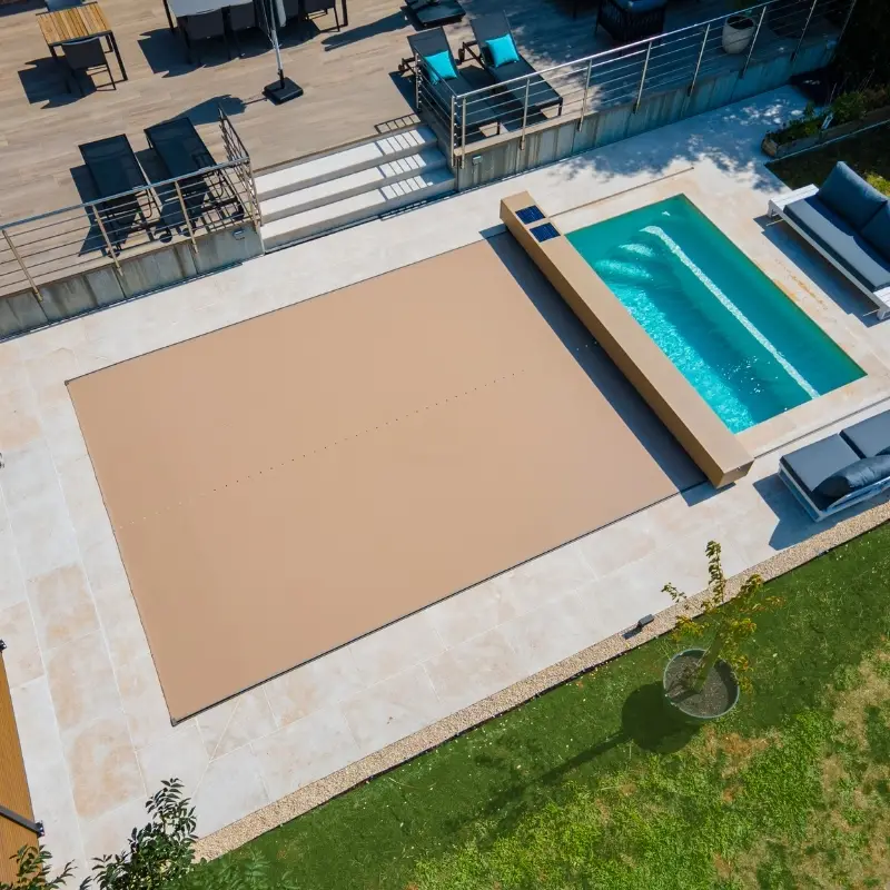 Coverseal in taupe color